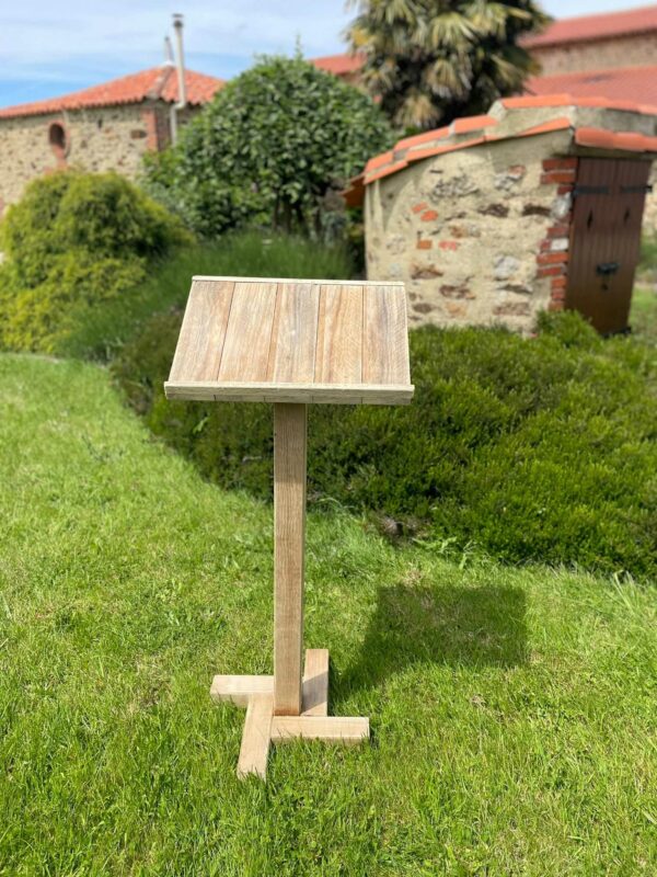 Pupitre en bois en location pour cérémonie laïque, discours et mariage